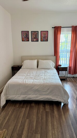 Unclassified image, 2 of 19, button