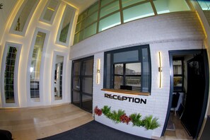 Nicht klassifiziertes Bild, 3 von 10, Schaltfläche