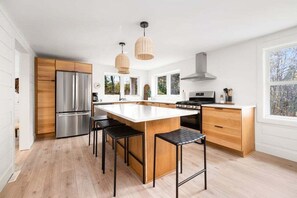 Private kitchen - Devils Dive · Devils Dive Estate (Traverse City)