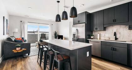 Cityscape Condo: New in Downtown Traverse City!