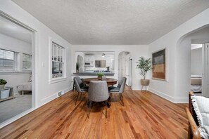 Imagen sin descripción, 3 de 53, botón