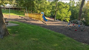 Children’s area - Cozy & Modern Lake Getaway with a Pool on the Point and Pets Welcome (Lake Ozark)