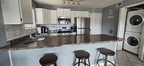 Fridge, microwave, oven, stovetop - Cozy & Modern Lake Getaway with a Pool on the Point and Pets Welcome (Lake Ozark)