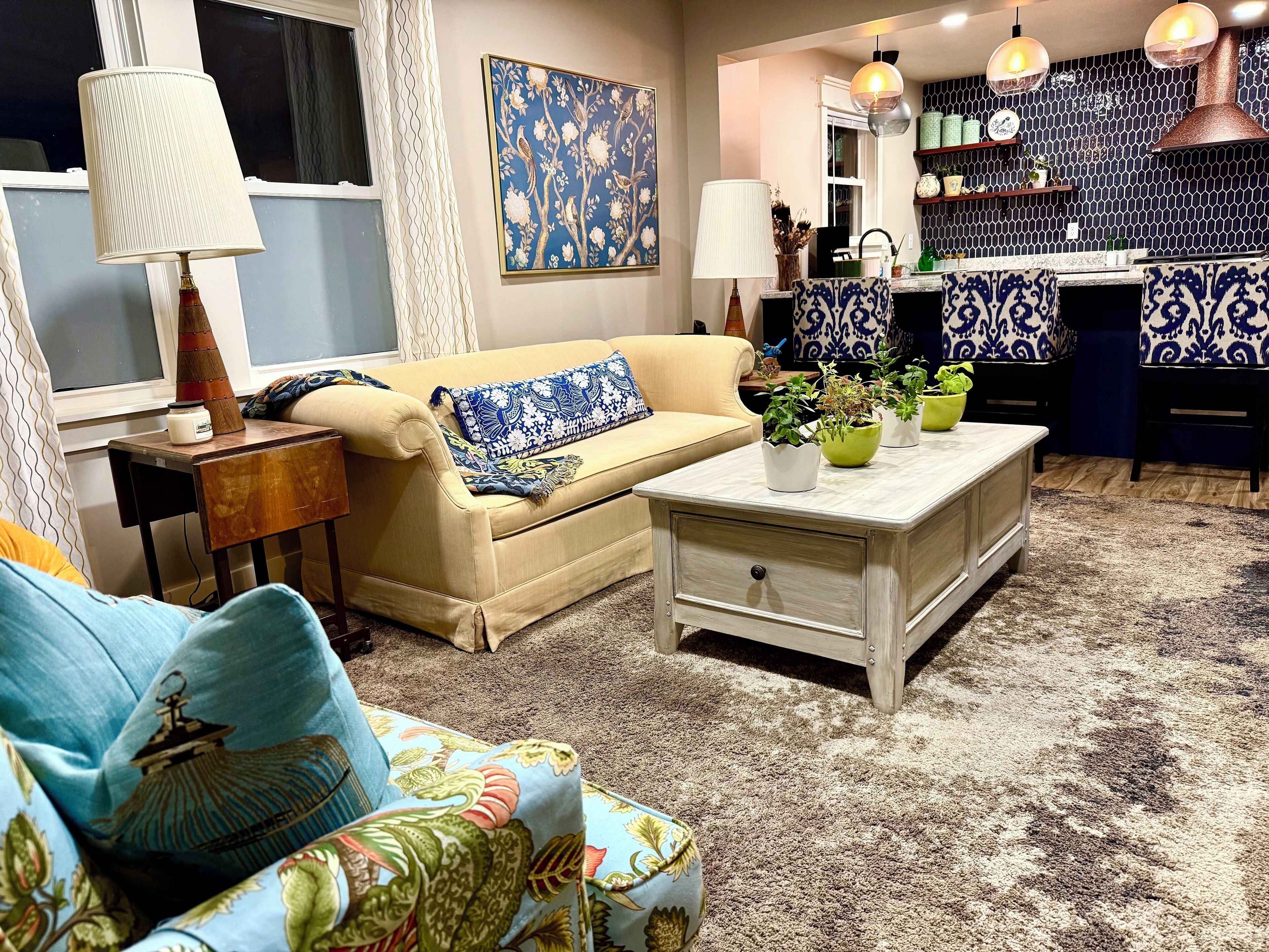 TV connectée, cheminée, baby-foot, table de tennis de table