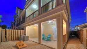 House (Multiple Bedrooms) | Interior - Isla View & Down the Shore by Avantstay Resort Pool + Shuffleboard Table + Private Yard + Near Port A Beach (Port Aransas)