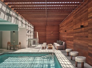 Pool - The Ivory (Los Angeles)