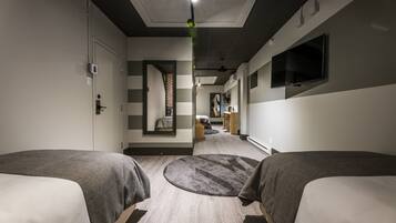 Suite Familiale, vue ville | Espace de travail pour ordinateur portable, Wi-Fi gratuit