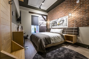 Espacio para trabajar con laptop y wifi gratis