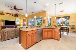 Unclassified image, 5 of 11, button - Charming 2-bedroom house in the gorgeous Port Charlotte Riverwood Community. (Port Charlotte)