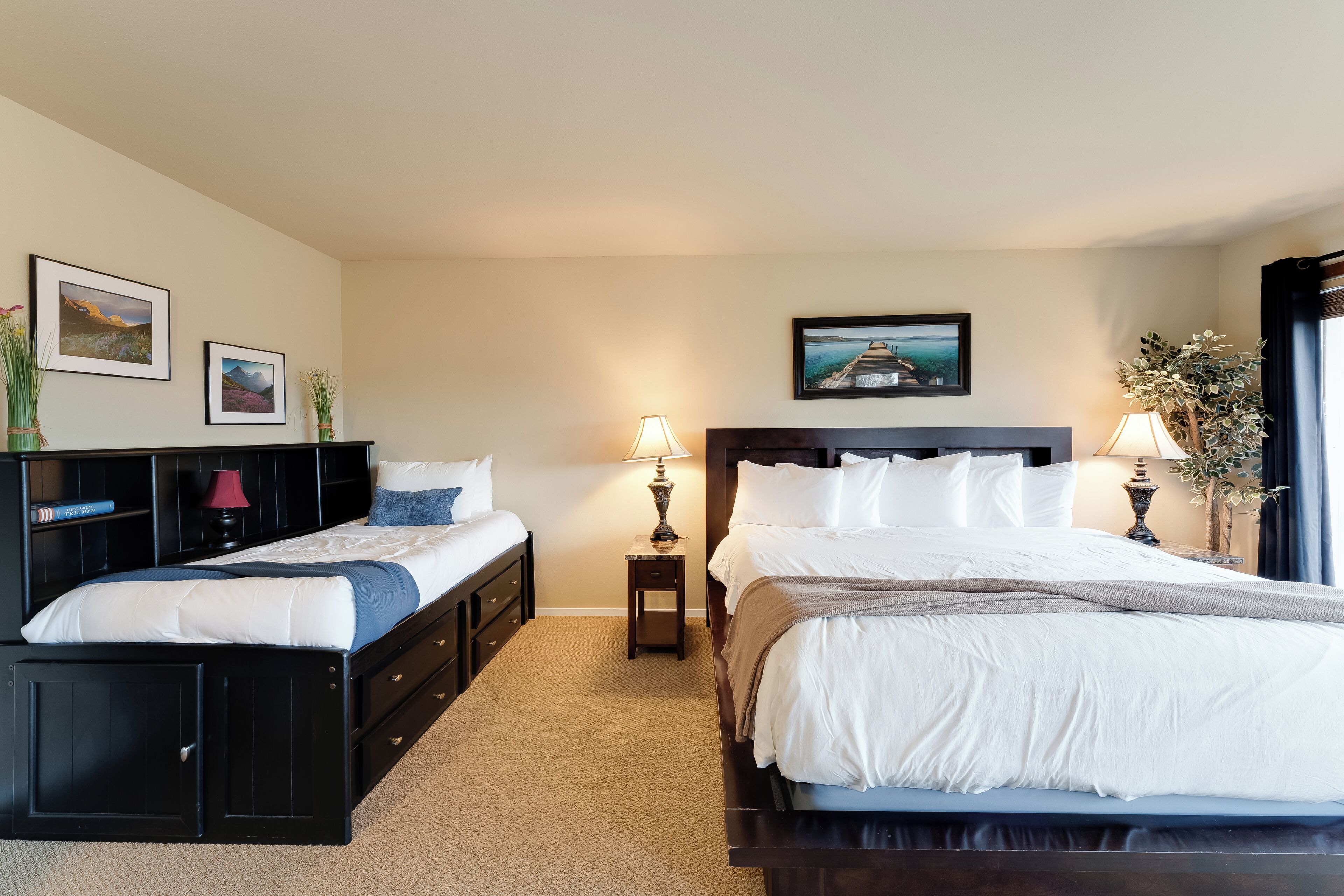 Free WiFi, bed sheets