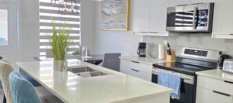 Fort Delight 3 bedroom house Netflix/wifi/Free parking