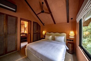 ファミリー ヴィラ 3 ベッドルーム プールビュー | セーフティボックス (室内)、デスク、ノートパソコン用作業スペース、WiFi (無料)