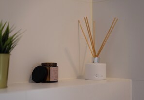 Bruser, hårtørrer, håndklæder