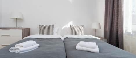 Bügeleisen/Bügelbrett, WLAN, Bettwäsche