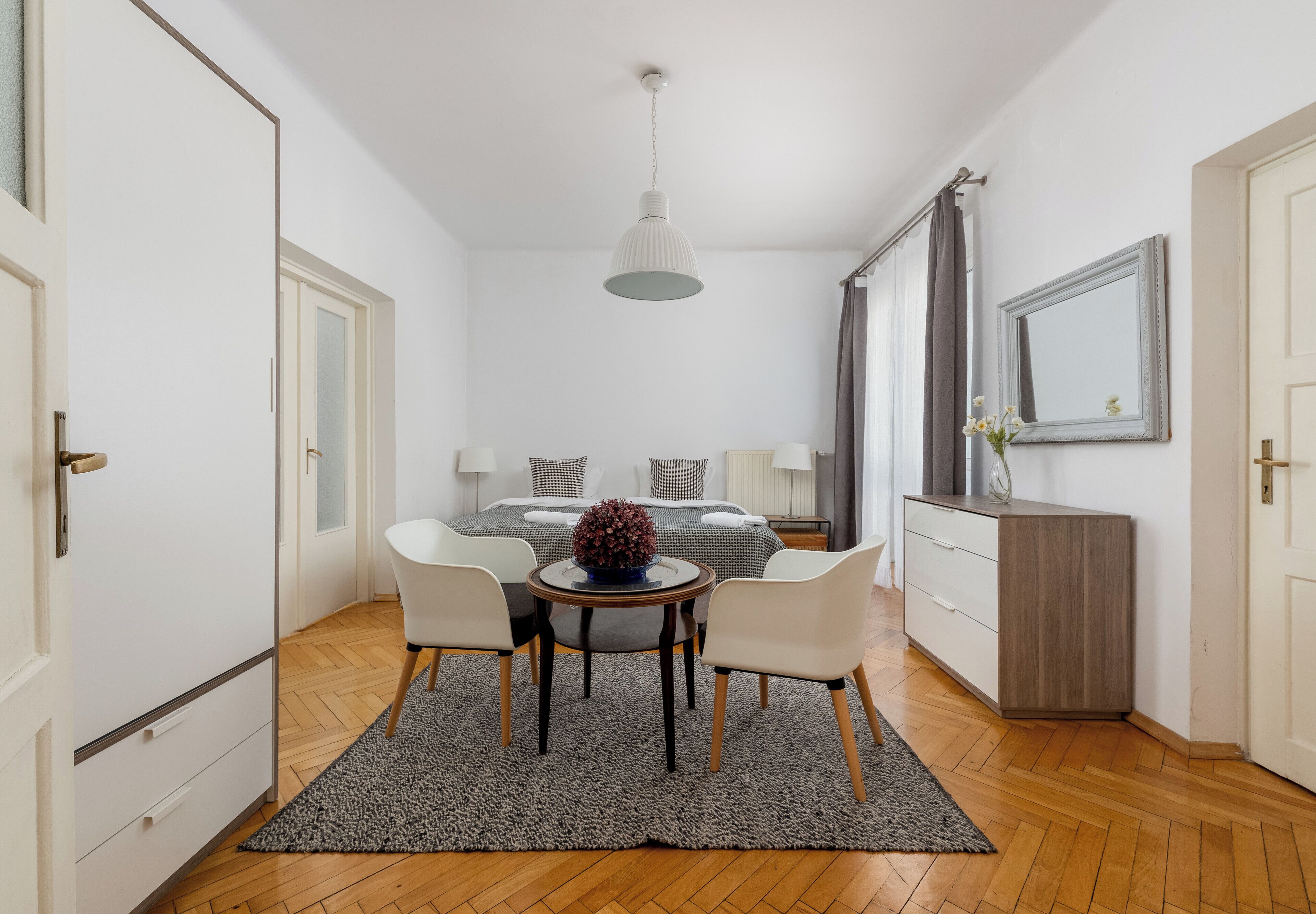 2 chambres, fer et planche à repasser, Wi-Fi, literie fournie