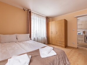 Bügeleisen/Bügelbrett, WLAN, Bettwäsche