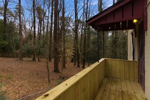 Property grounds - Whimsical Stay in a Bamboo Forest (Atlanta)