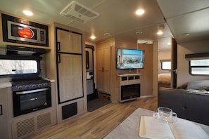 Husvogn, 1 queensize-seng, ikke-røyk, byutsikt | Wi-fi (inkludert)