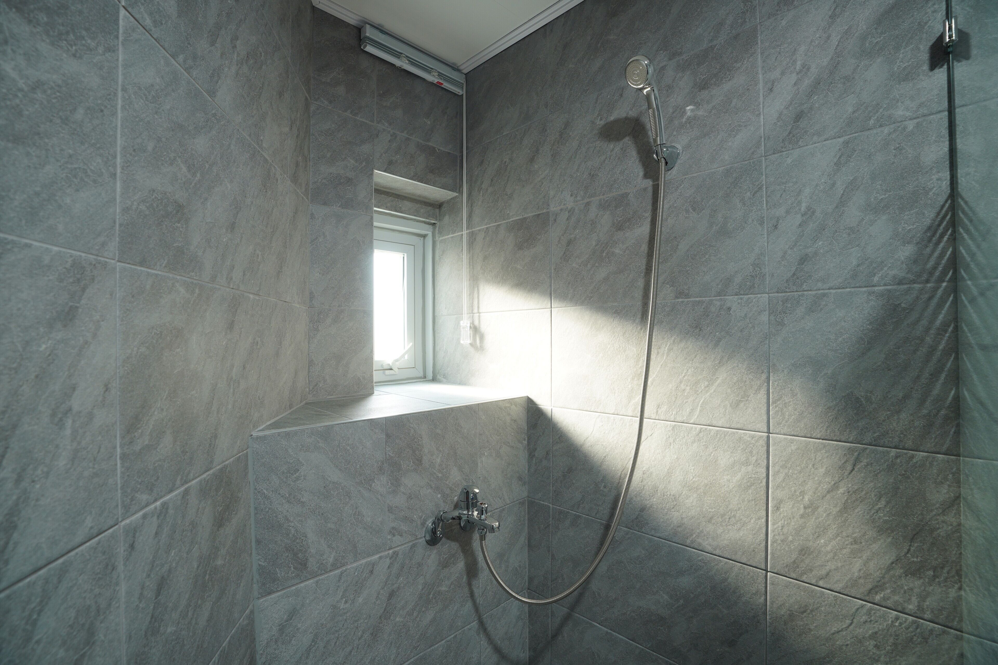 Standard Shared Dormitory, City View | Shared bathroom