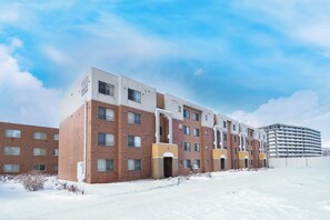 Exterior - E-US NAEBO STATION 402 (Sapporo)