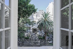 Terrace/patio - Leonardo Da Vinci Aparts by MOT Rentals (Buenos Aires)