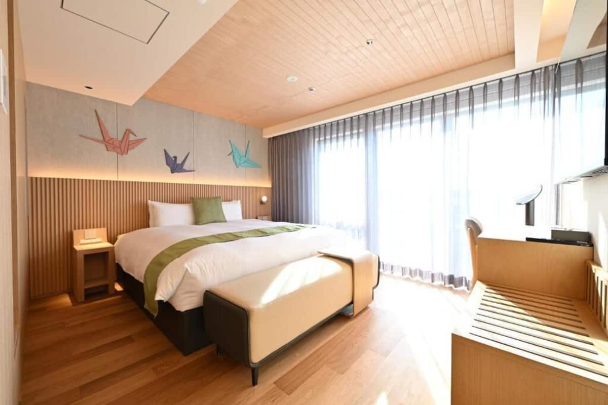 Comfort Double Room | In-room safe, desk, blackout curtains, iron/ironing board