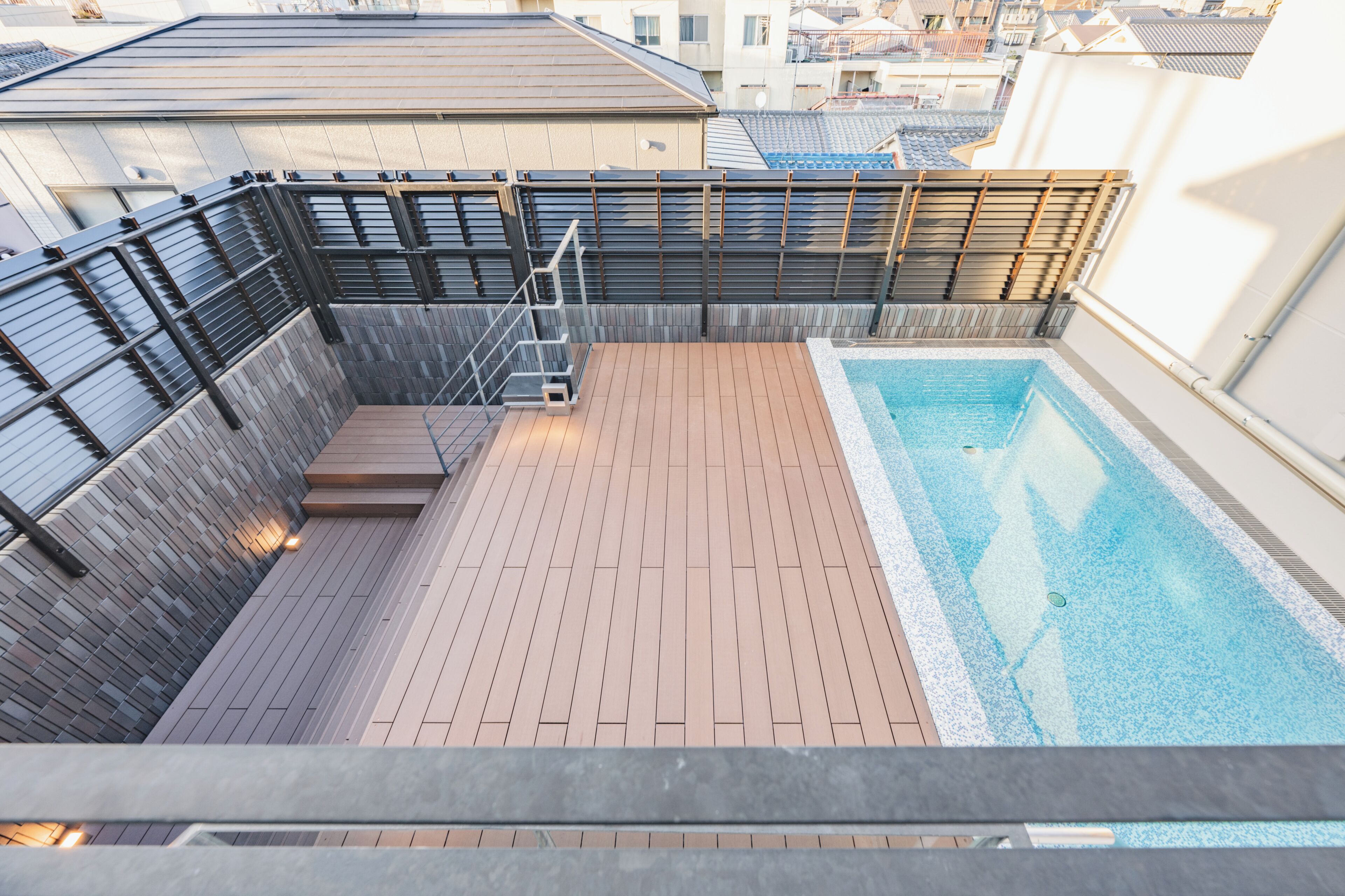 Seasonal outdoor pool