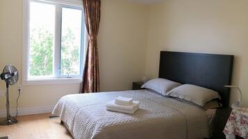 1 bedroom, iron/ironing board, WiFi, bed sheets