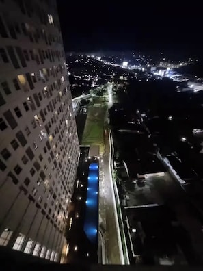 Nicht klassifiziertes Bild, 4 von 9, Schaltfläche