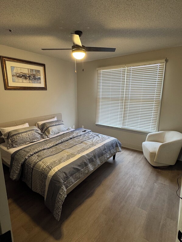 Imagen sin descripción, 1 de 33, botón