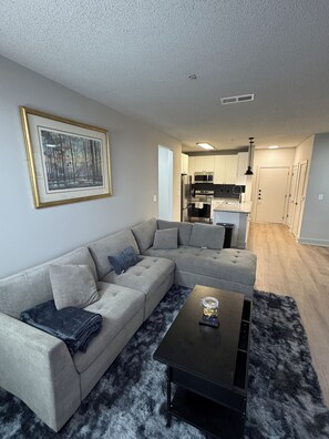 Imagen sin descripción, 4 de 33, botón