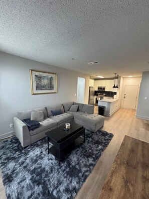 Imagen sin descripción, 2 de 33, botón