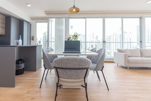 Billede uden beskrivelse, 4 af 36, knap