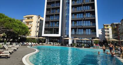 Supreme Hotel