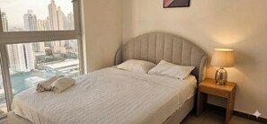 Unclassified image, 5 of 24, button