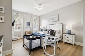 4 bedrooms, iron/ironing board, free WiFi, bed sheets - 🏁 6-Seater Golf Cart | Pool | Easy Beach Access | Near Topsail Hill 🌴 (Santa Rosa Beach)