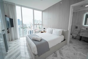 2 habitaciones, tabla de planchar con plancha y wifi 
