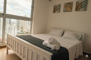 3 bedrooms, iron/ironing board, WiFi, bed sheets - Stunning 3BR with Views, Balcony and Parking (Panamá)