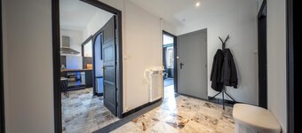 The Private Lounge – Cinema, Billiards & Garden