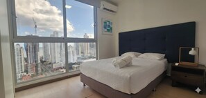 Unclassified image, 3 of 17, button