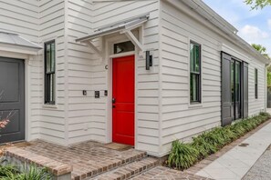 Exterior detail - Private 3bd, 2ba | Steps to King St. | The Ruby (Charleston)