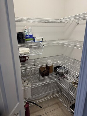 Unclassified image, 3 of 21, button - Charming 3-bedroom house with AC in serene Port St. Lucie (Port St. Lucie)