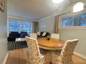 Botó d’imatge sense classificar, 2 de 11