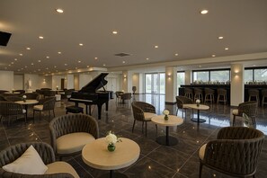 Lobby - Paradise Resort Evia (Eretria)