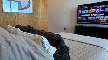 Apartamento superluxo, sacada, vista para a cidade | TV