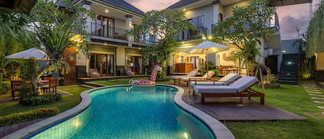 Piscine couverte