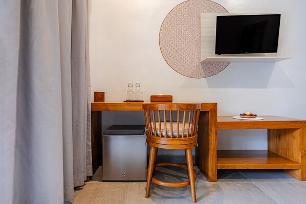 Premium Room | Free WiFi, bed sheets - Cove Ayuna (Canggu)