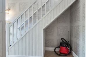 Interior - RS Belfast Lyndhurst (Belfast)