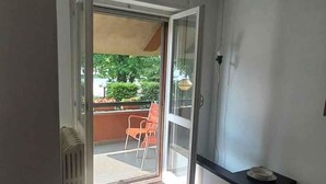 Interior - Holiday apartment with air conditioning, internet and balcony (Arona)