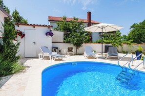 Immagine non classificata, 3 di 39, pulsante